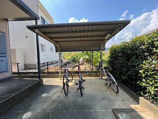 駐輪場 マリンコート