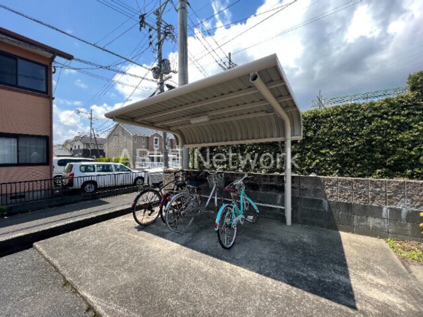 駐輪場 カメリア