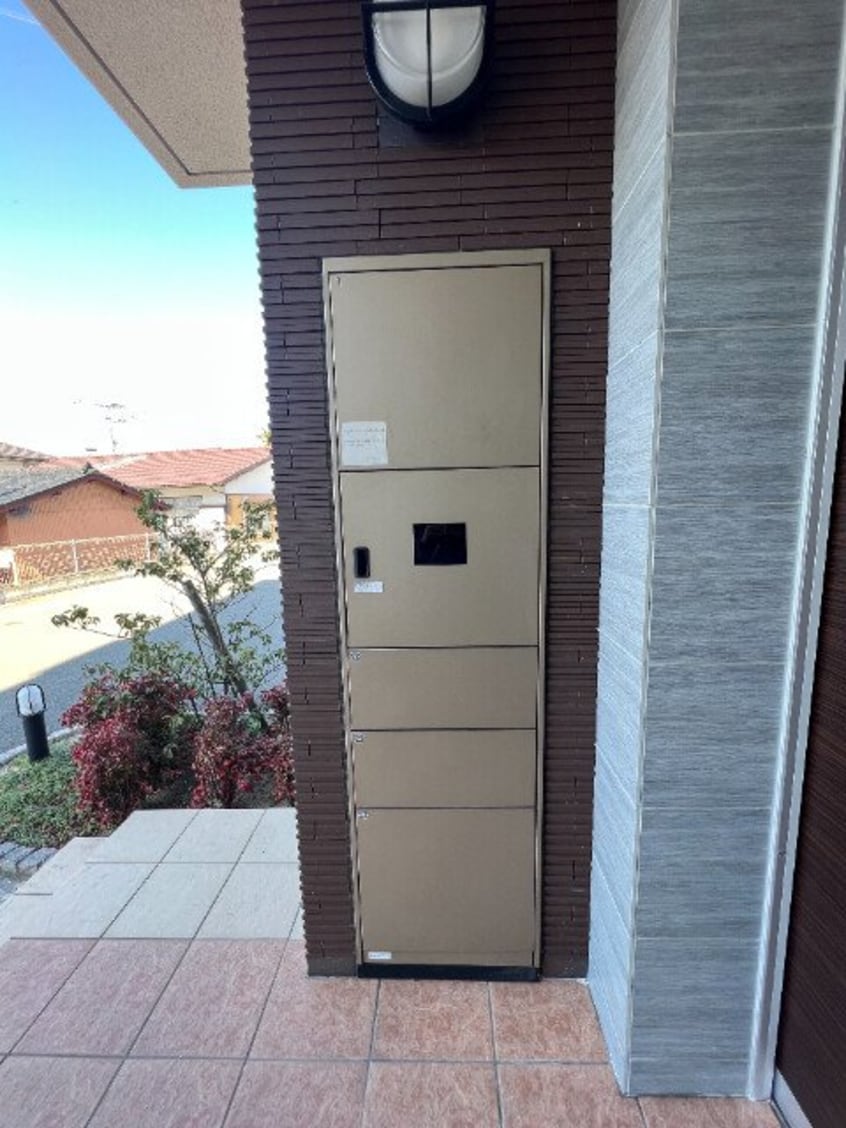 宅配ボックス グレイスピア