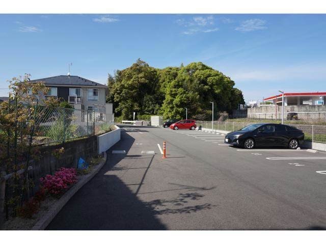 駐車場 ヴィラージュ