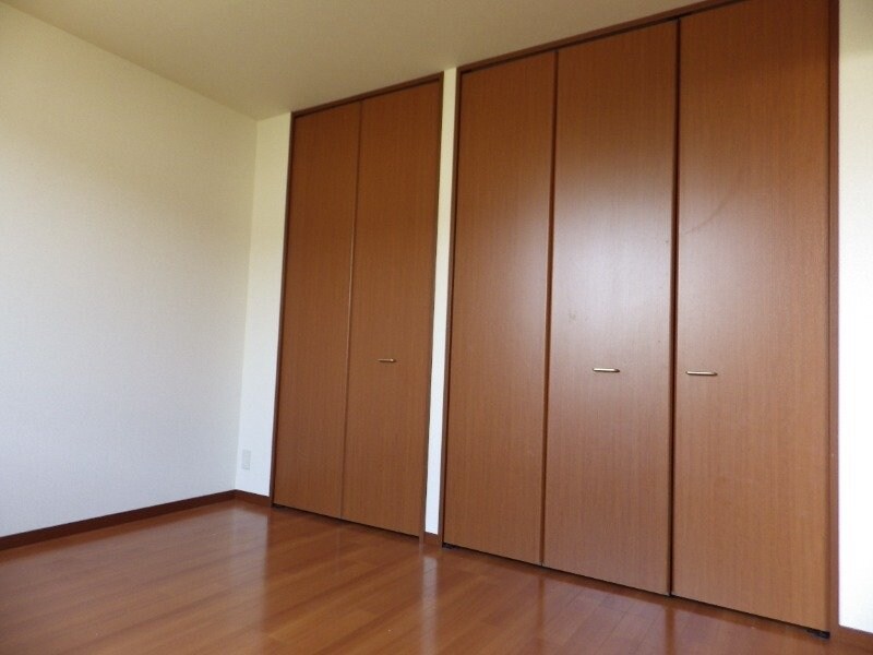  ベルスールＣ・Ｄ棟