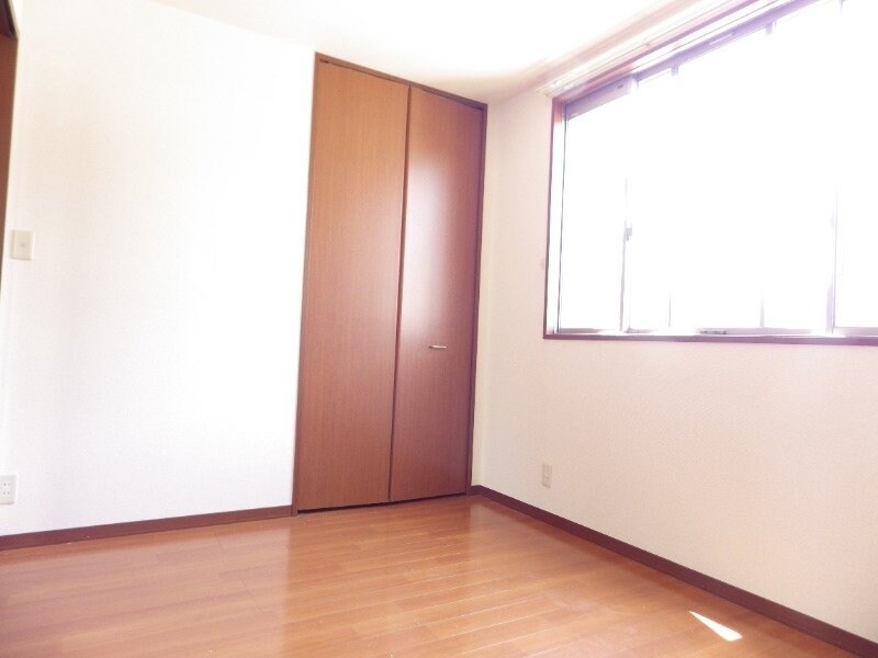  ベルスールＣ・Ｄ棟