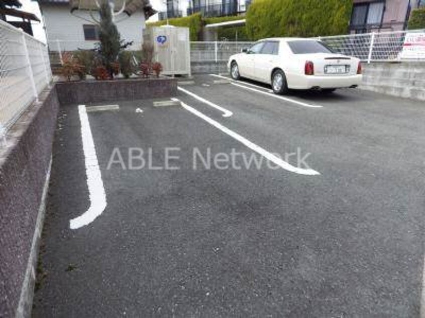 駐車場 アルモニー