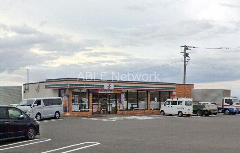 セブンイレブンみやき町簑原店(コンビニ)まで890m PROUD蓑原