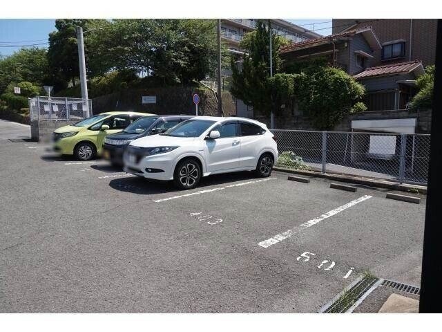 駐車場 ドエル宝栄