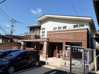 カルルス館