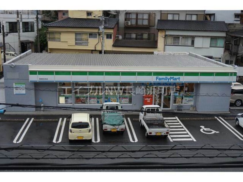 ファミリーマート長崎清水町店(コンビニ)まで469m オーシャンOF清水