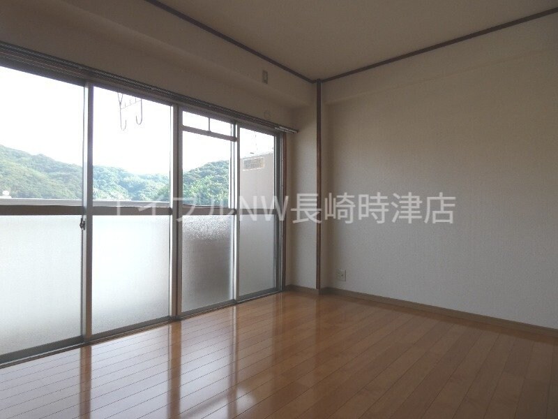 ※別号室の写真になります。 溝川ハイツ