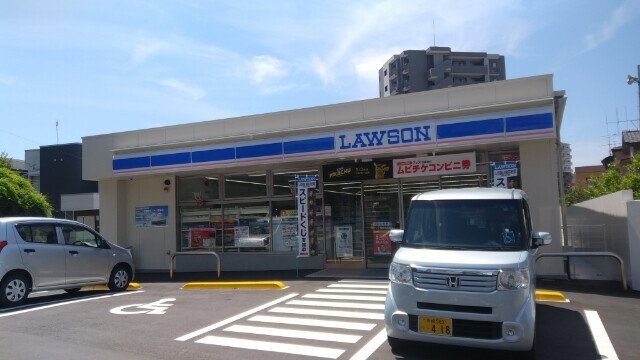 ローソン長崎本原町店(コンビニ)まで302m アドバンス・ベル