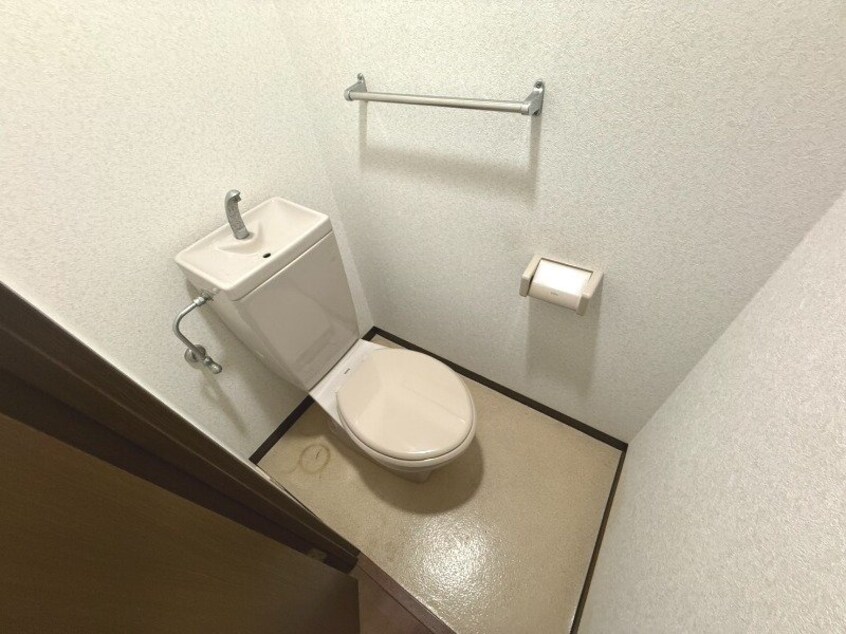 ※別号室の写真※ クオーレ中川