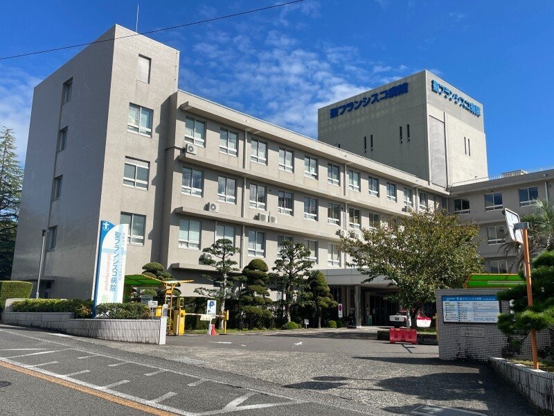 宗教法人聖フランシスコ病院会聖フランシスコ病院(病院)まで623m 長崎本線/西浦上駅 徒歩26分 2階 築36年