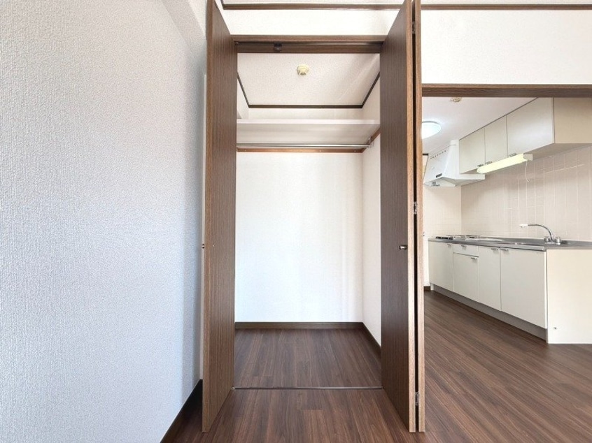  モンパルト万屋