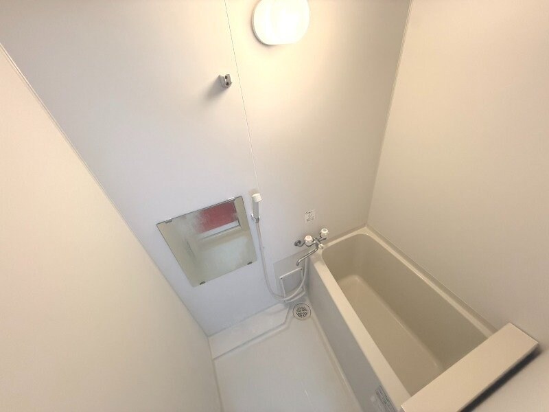  アミティ館内二番館