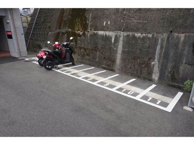 駐輪場 ディアコート大橋