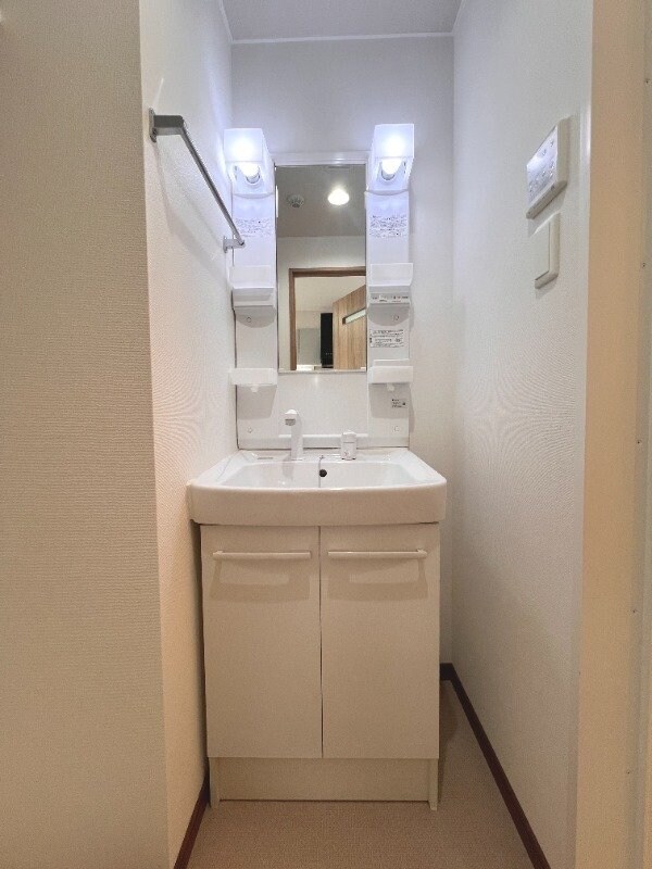 ※写真は別号室です。 ディアコート大橋