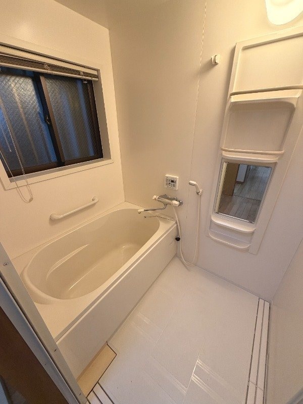  長崎市電１系統<長崎電気軌道>/平和公園駅 徒歩15分 2階 築22年