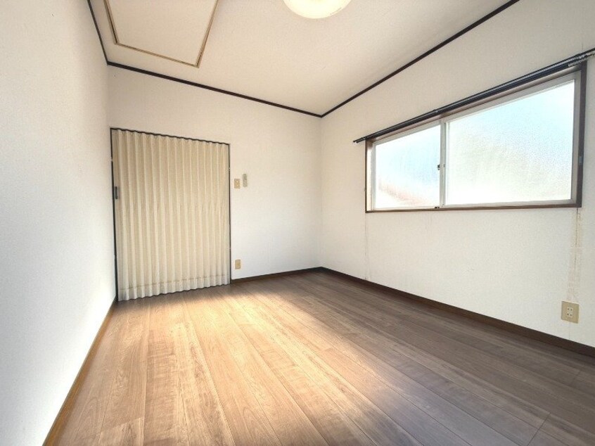  愛萬美ハイツⅡ