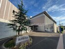 諫早市立諌早図書館(図書館)まで931m ラ・フォンターナ