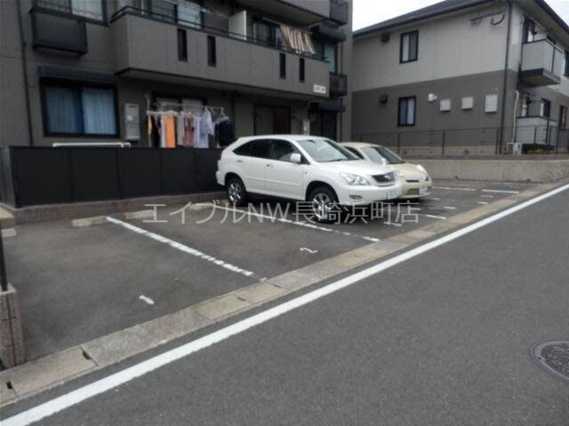 駐車場 まなび野七番館