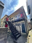 東小島ハイツの外観