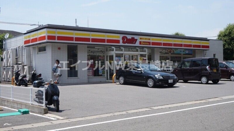 デイリーヤマザキ長崎平野町店(コンビニ)まで777m 長崎市電１系統<長崎電気軌道>/原爆資料館駅 徒歩13分 1-2階 築44年