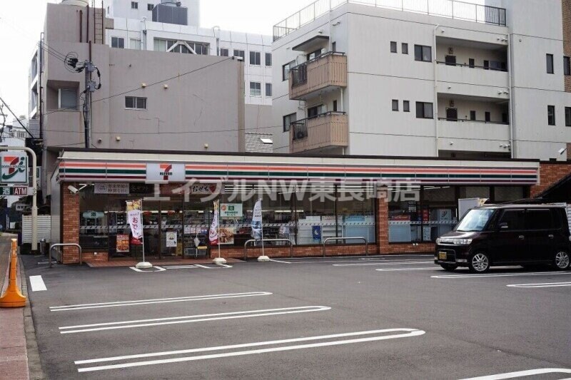 セブンイレブン長崎岩川町店(コンビニ)まで384m 長崎本線/浦上駅 徒歩11分 1階 築28年