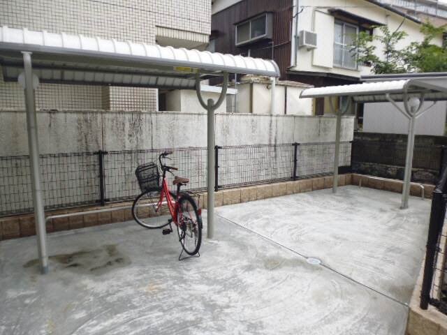 駐輪場 アプローズ宝栄