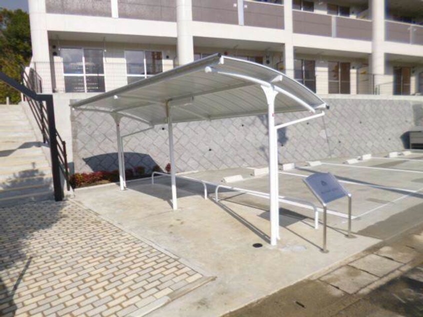 駐輪場 ヴァンベールKOUKI