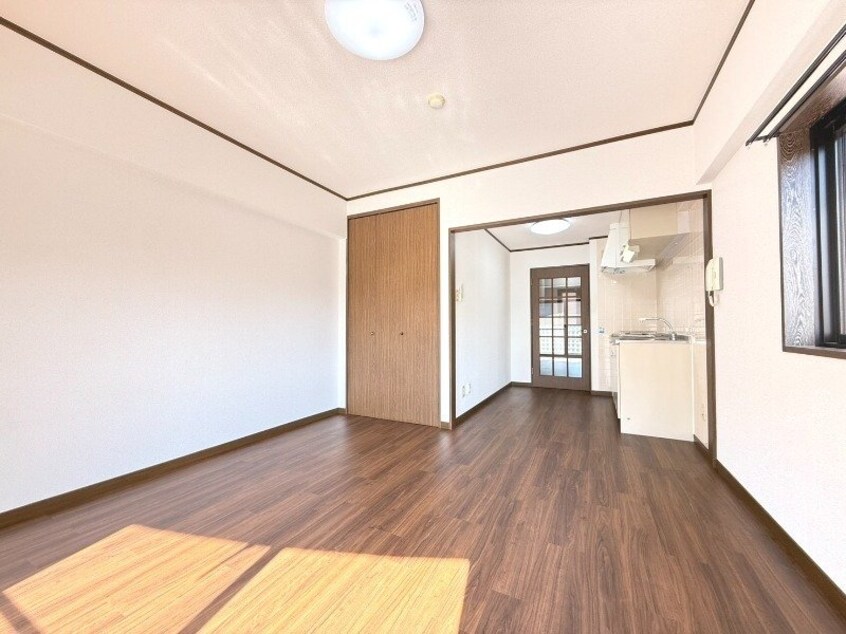  モンパルト万屋