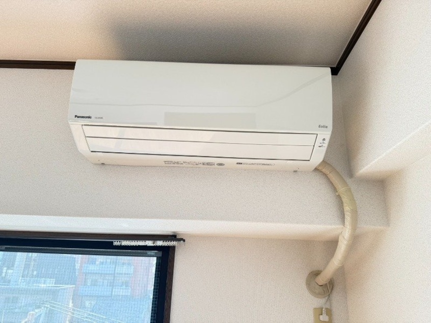  モンパルト万屋
