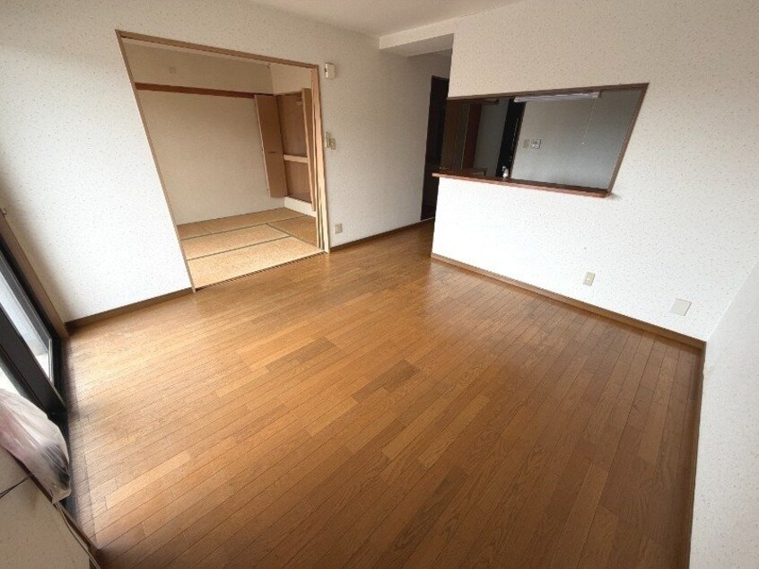  ハイネスアオヤマ横尾