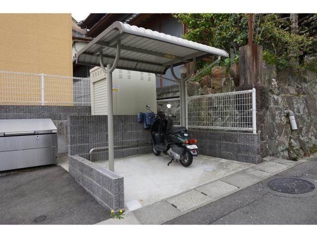 駐輪場 メゾン グレースフル