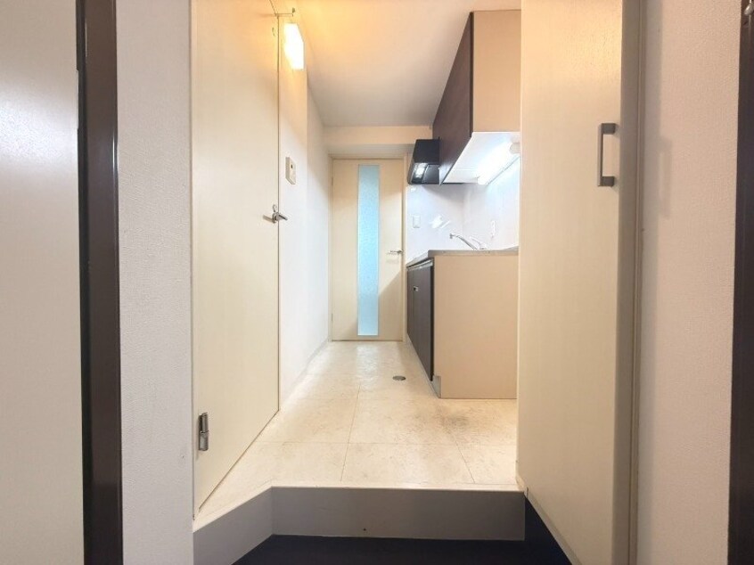  長崎市電５系統<長崎電気軌道>/メディカルセンター駅 徒歩8分 1階 築12年