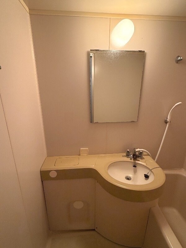  長崎市電１系統<長崎電気軌道>/昭和町通駅 徒歩3分 4階 築39年