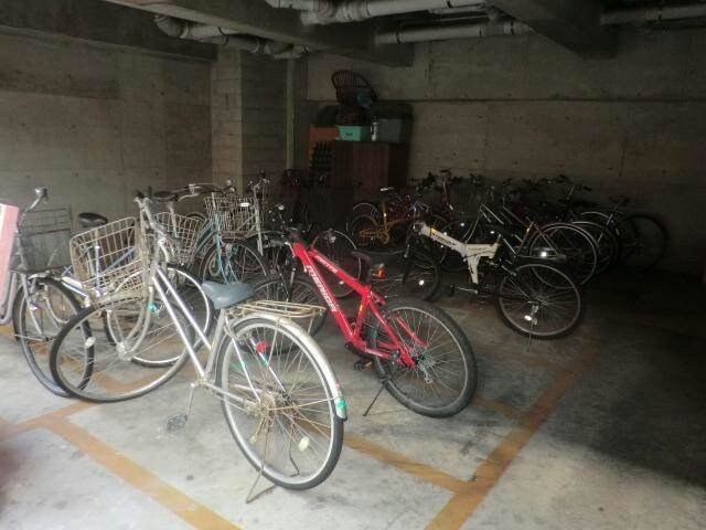 駐輪場 フェニックスガーデン