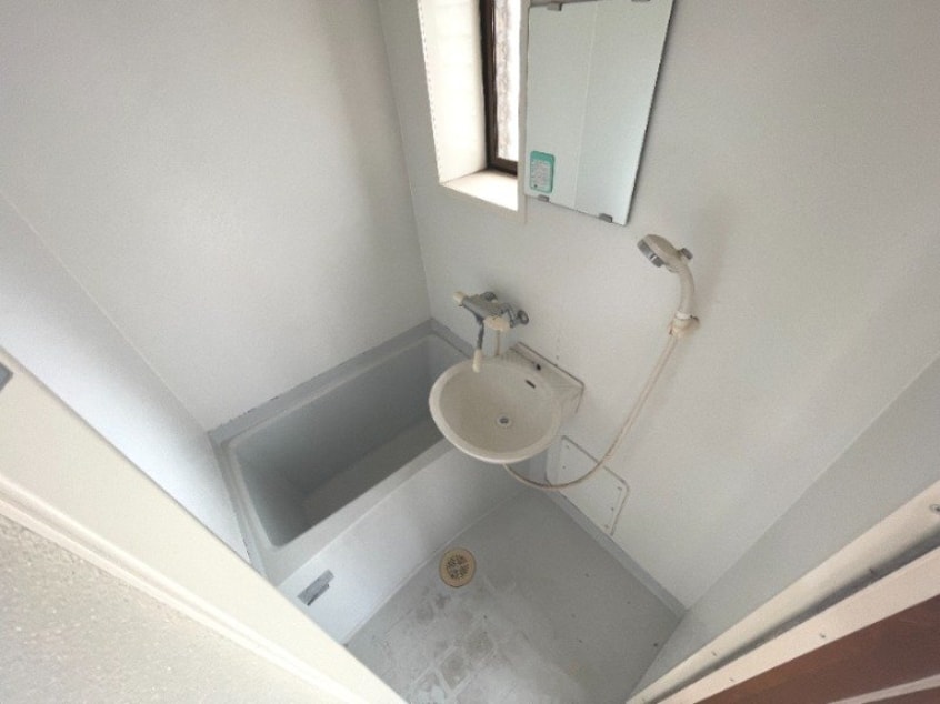  長崎本線/道ノ尾駅 車移動　17分8km 1階 築33年