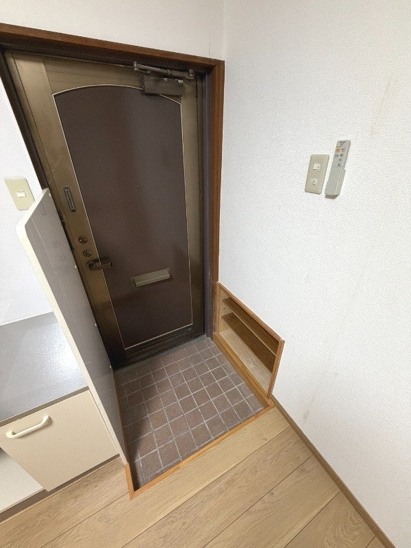  長崎市電１系統<長崎電気軌道>/赤迫駅 徒歩2分 2階 築45年