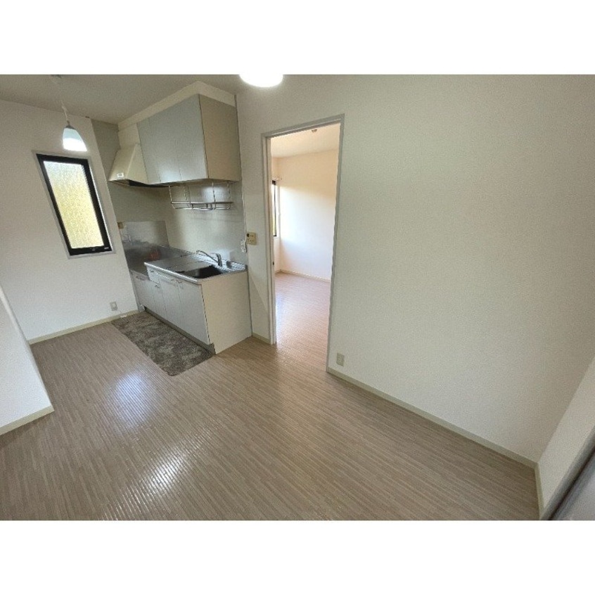 ※別号室の写真になります。 フォーレスS B棟