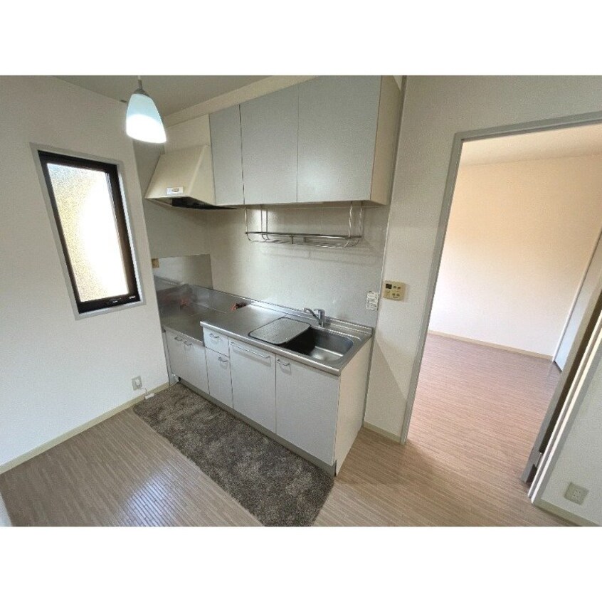 ※別号室の写真になります。 フォーレスS B棟