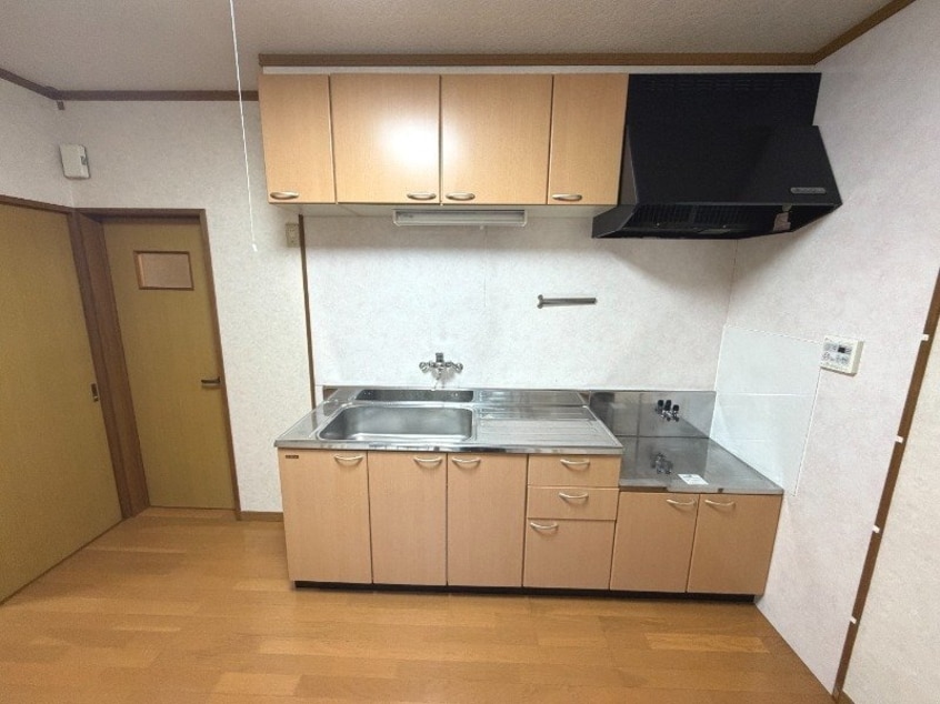  長崎市電１系統<長崎電気軌道>/平和公園駅 徒歩15分 2階 築22年