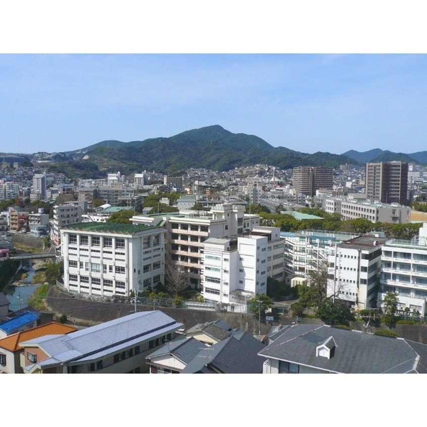 ※写真は別号室です。 扇ヒルズ