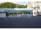 ファミリーマート長与嬉里郷店(コンビニ)まで290m せんだんコート