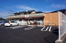 セブンイレブン長与ニュータウン入口店(コンビニ)まで9m 長崎本線/長与駅 徒歩8分 2階 築27年