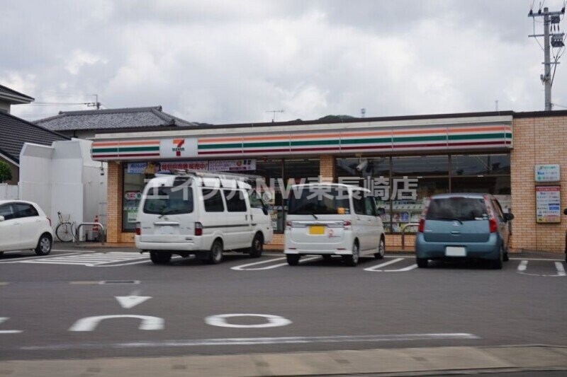 セブンイレブン時津浜田郷店(コンビニ)まで554m 長崎本線/高田駅 徒歩37分 1階 築15年