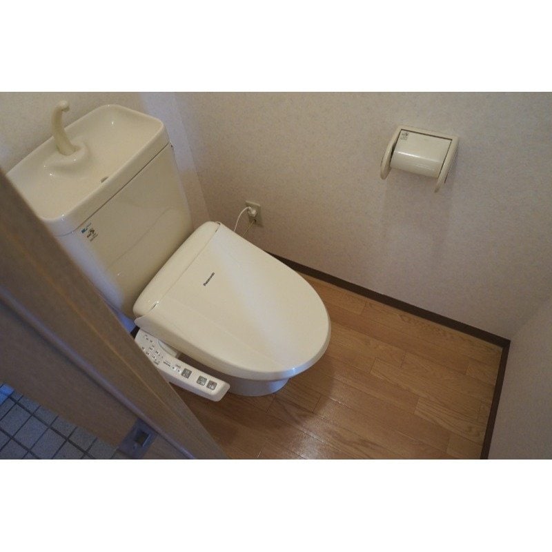 ※写真は別号室のものを使用 ※写真は別号室のものを使用 長崎市電１系統<長崎電気軌道>/長崎大学駅 徒歩13分 3階 築24年