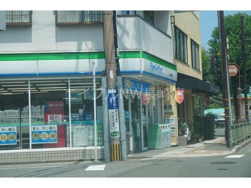 ファミリーマート長崎平和町店(コンビニ)まで590m 長崎市電１系統<長崎電気軌道>/平和公園駅 徒歩16分 1階 築27年