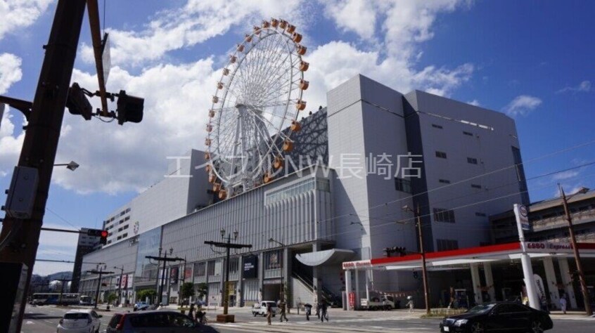 マツモトキヨシみらい長崎ココウォーク店(ドラッグストア)まで2456m 平貸家（立岩町）