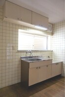  長崎市電１系統<長崎電気軌道>/若葉町駅 徒歩23分 1階 築34年