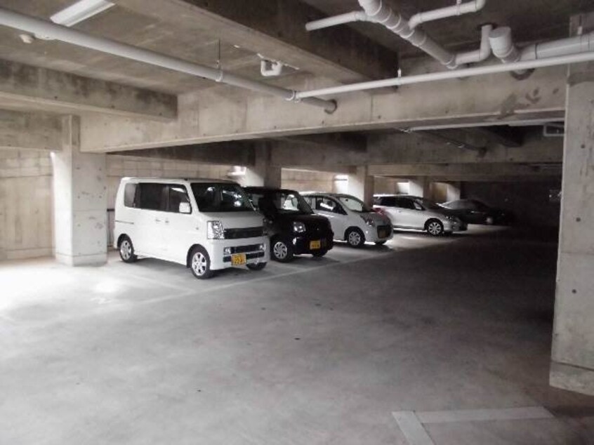 駐車場 トレジャマンション