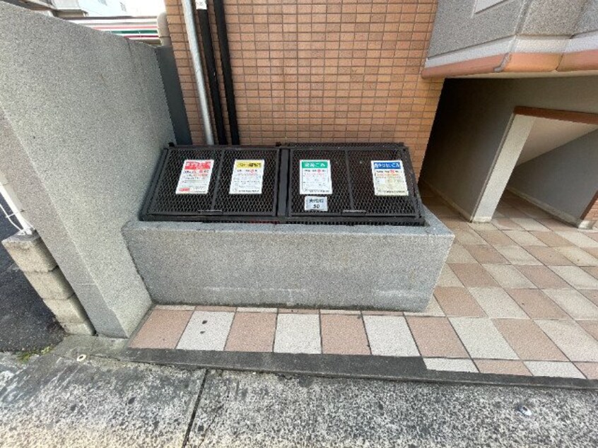  プレザント文教通り